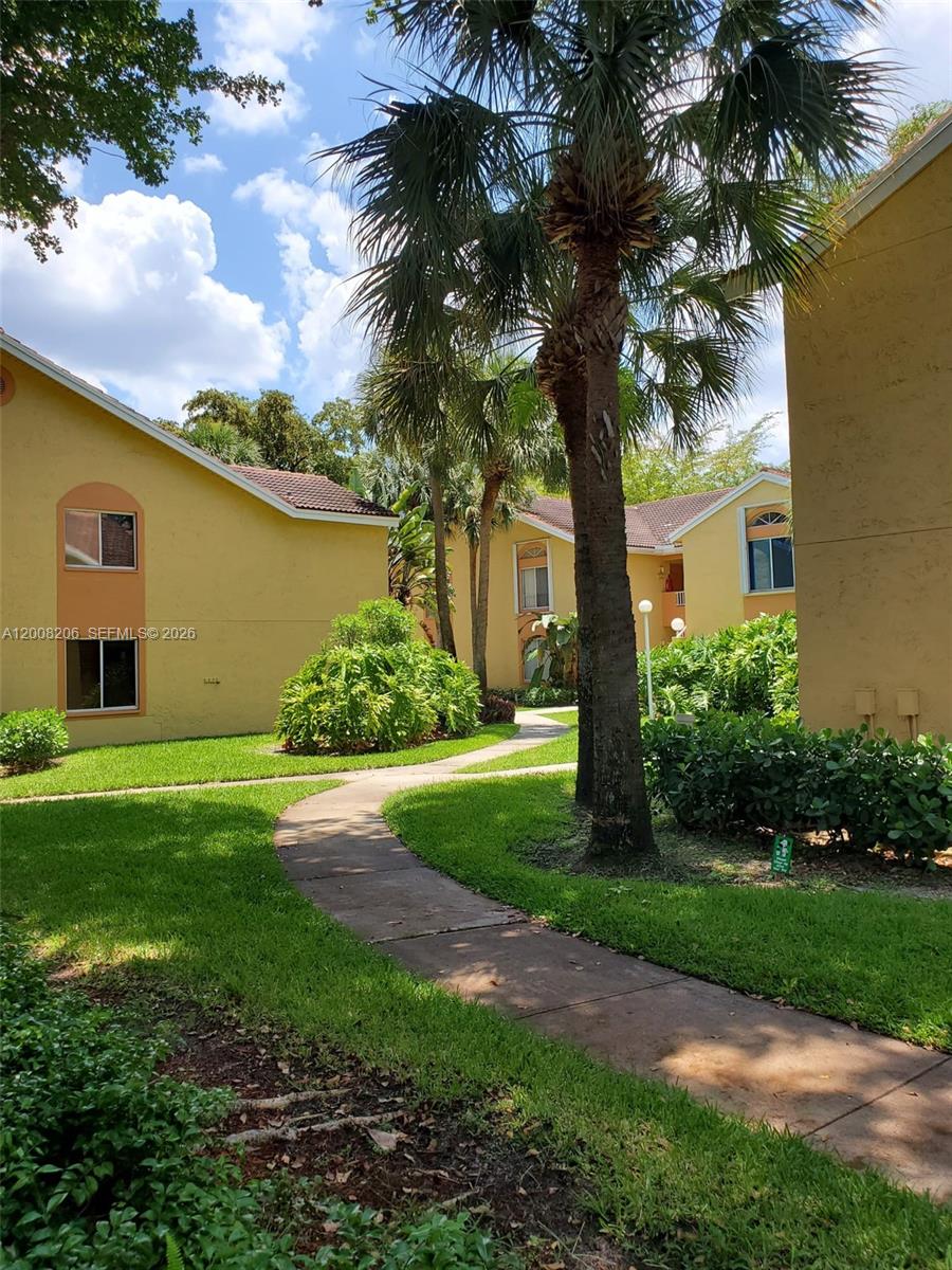 NAPOLI GARDENS AT CORAL S - Residential