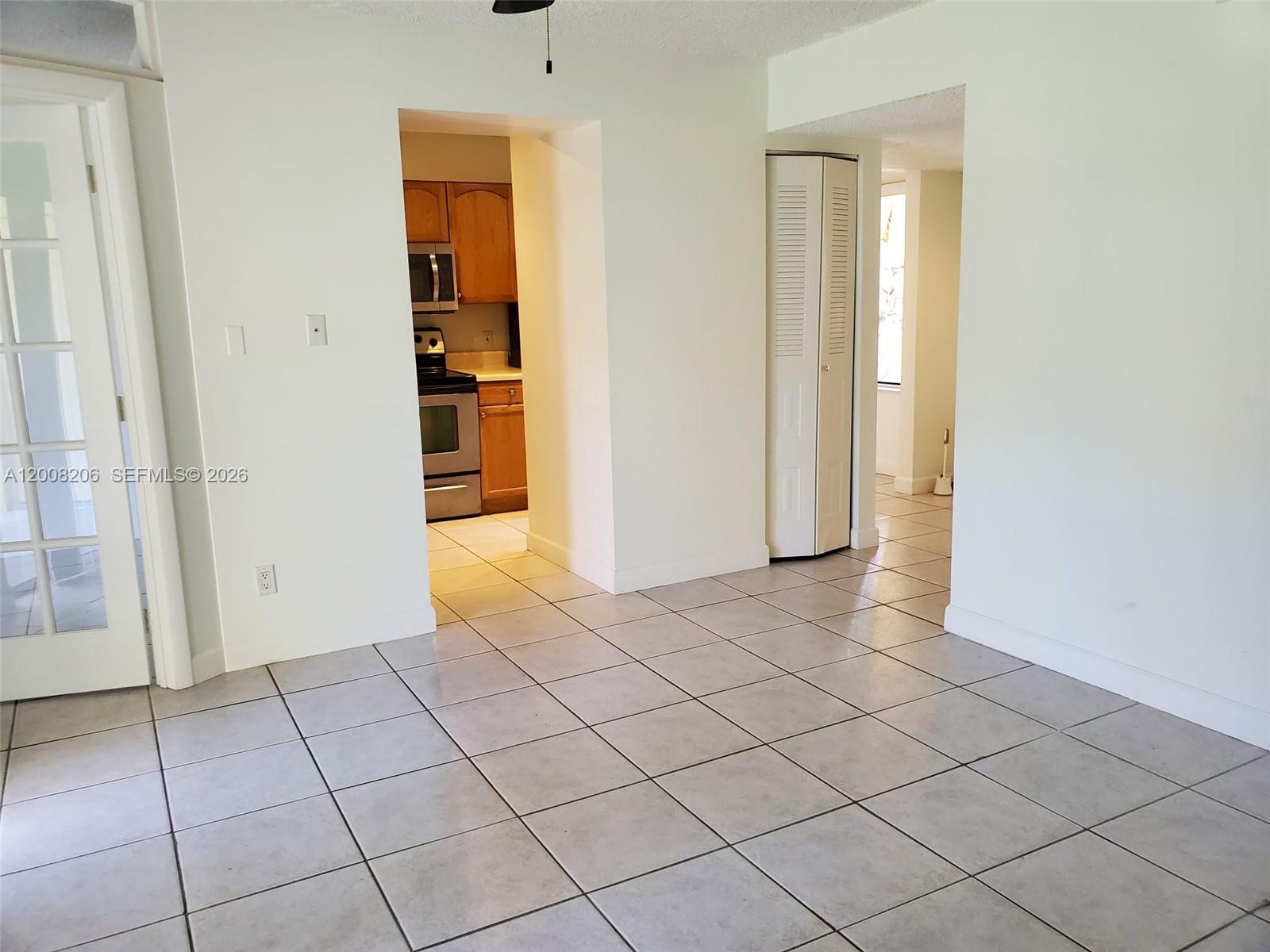 NAPOLI GARDENS AT CORAL S - Residential