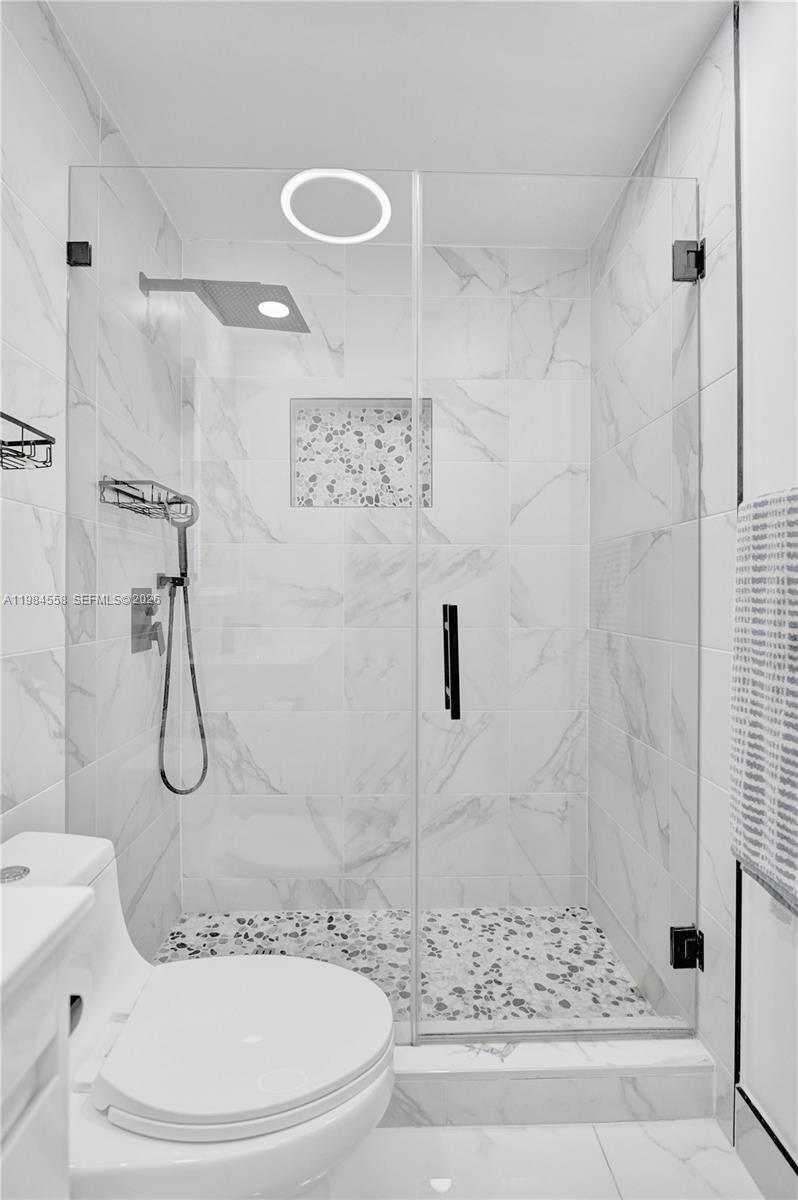 PEMBROKE LAKES SECTION EI - Residential Lease