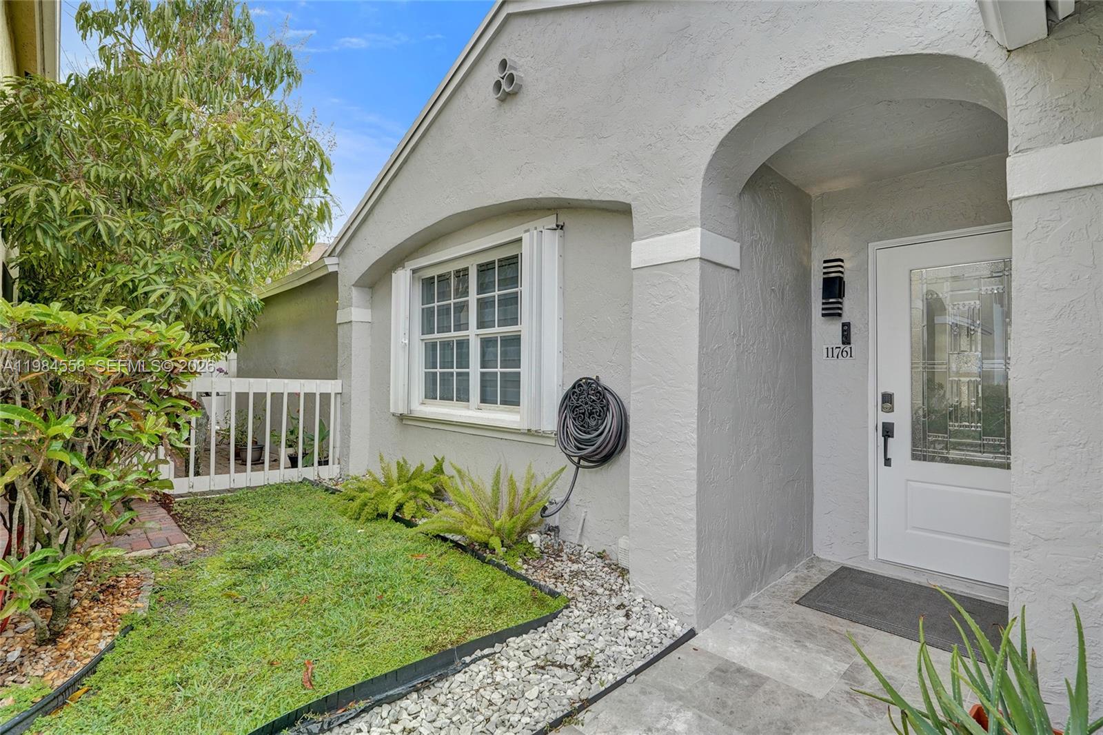 PEMBROKE LAKES SECTION EI - Residential Lease