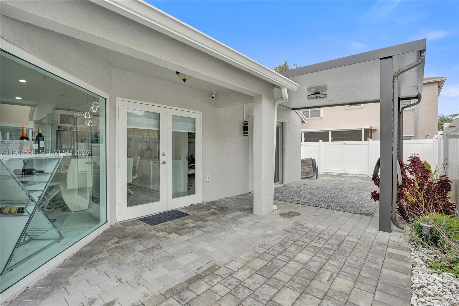 PEMBROKE LAKES SECTION EI - Residential Lease