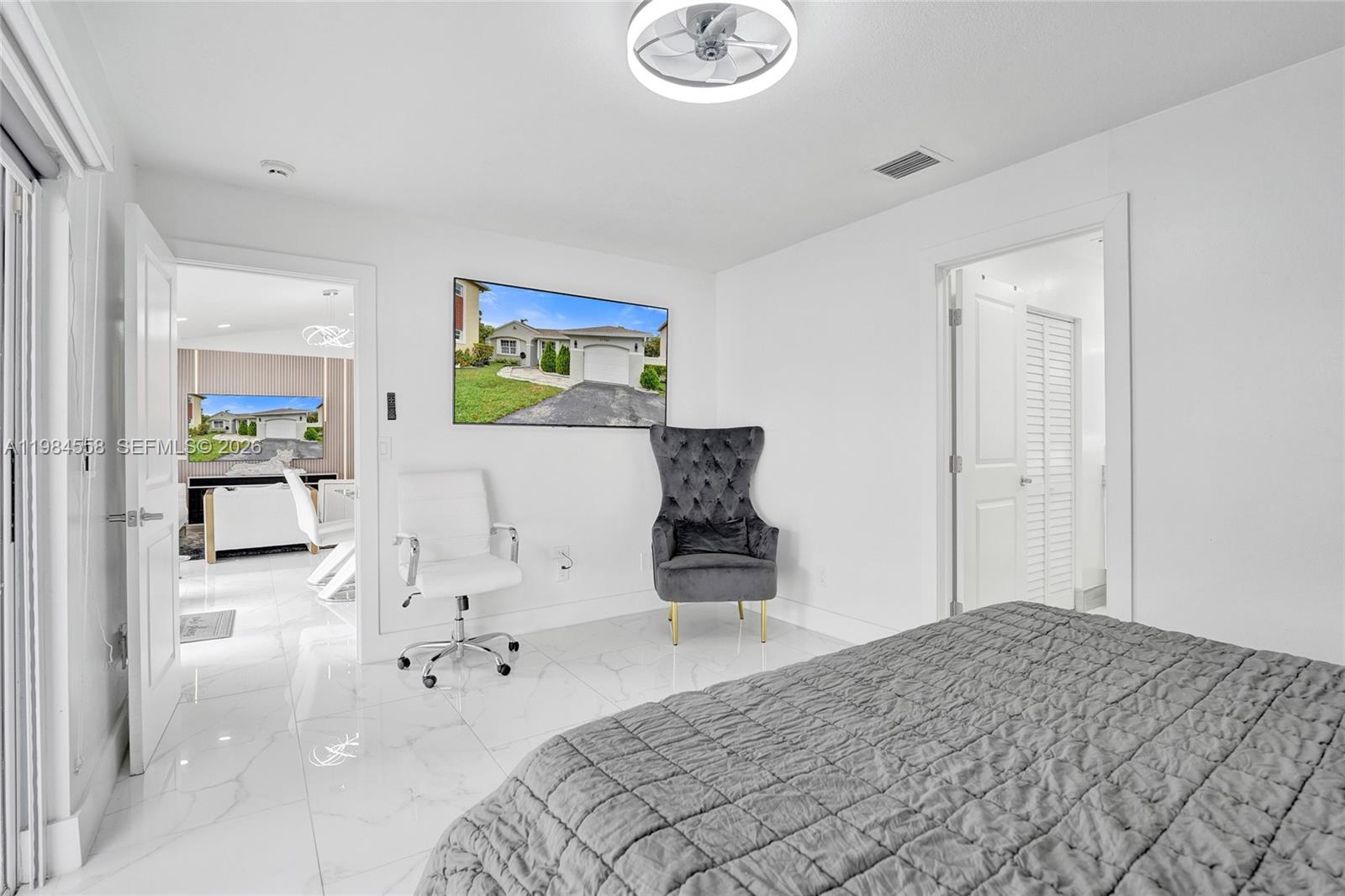 PEMBROKE LAKES SECTION EI - Residential Lease