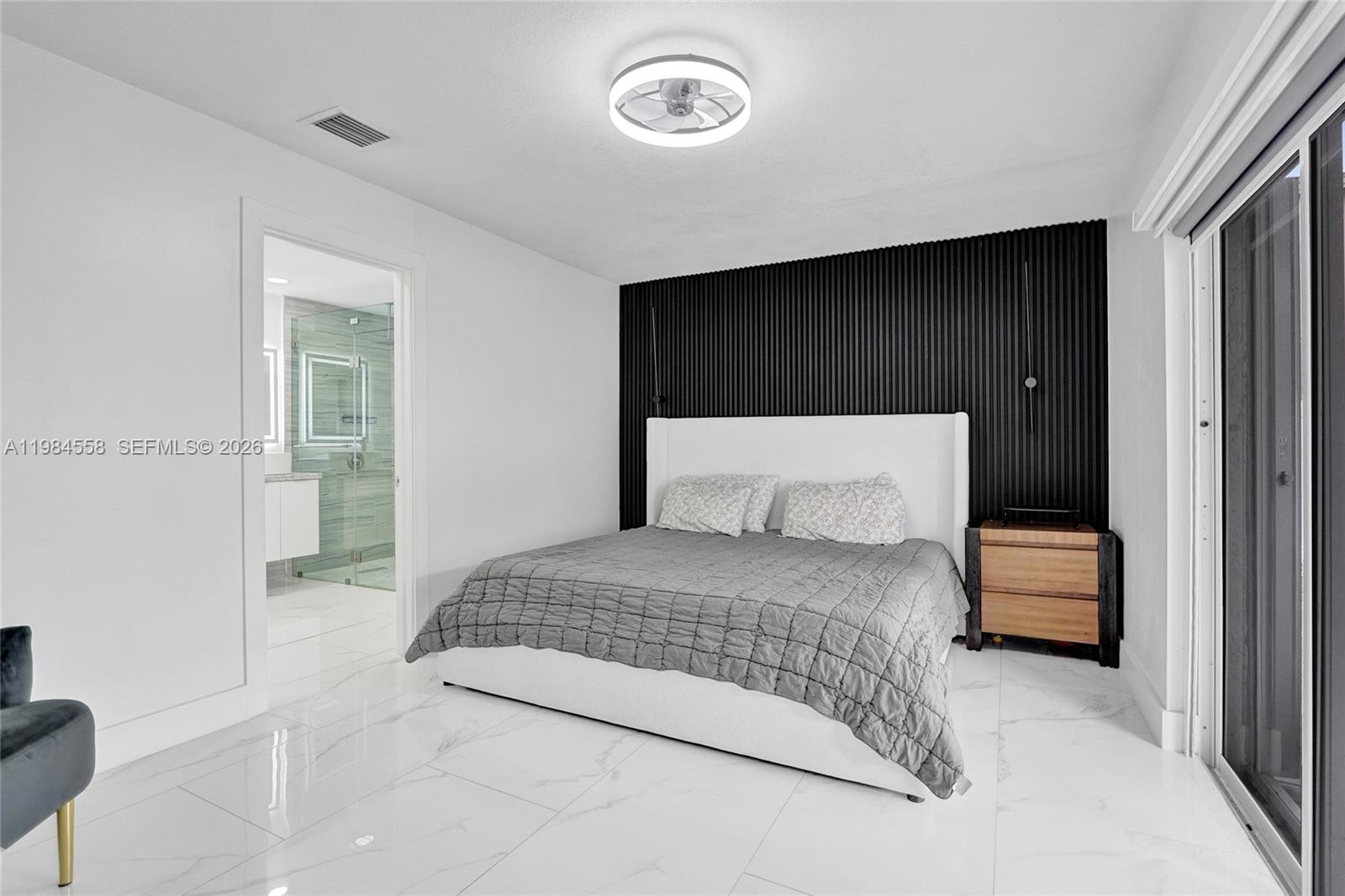 PEMBROKE LAKES SECTION EI - Residential Lease