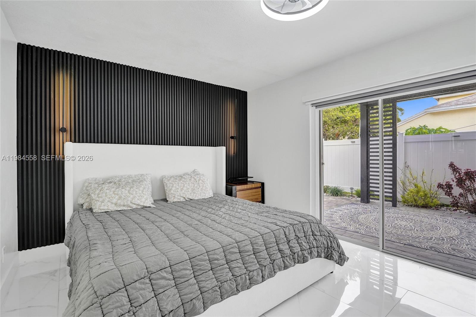 PEMBROKE LAKES SECTION EI - Residential Lease