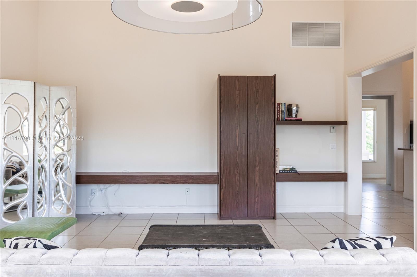 CORAL BAY SEC C - Residential