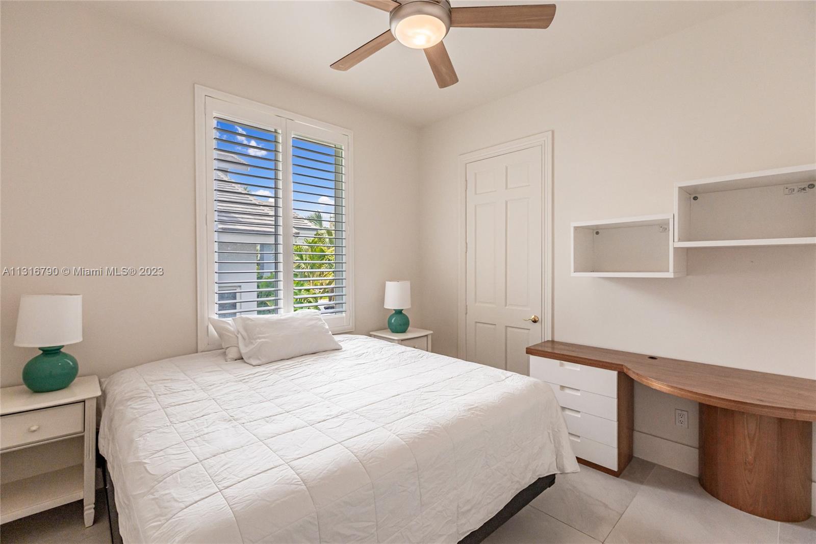 CORAL BAY SEC C - Residential