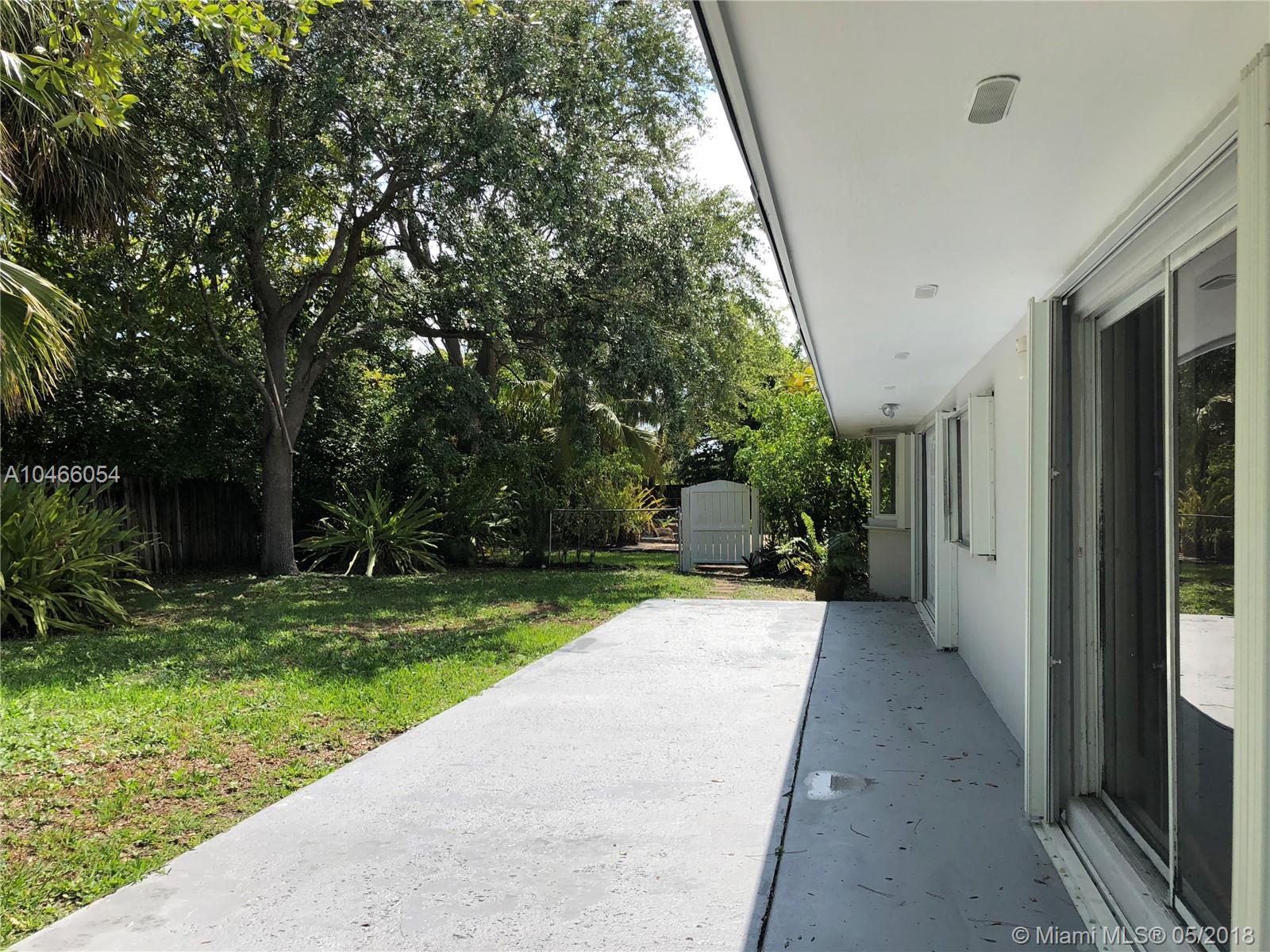 PINE SHORE SEC 1 - Residential