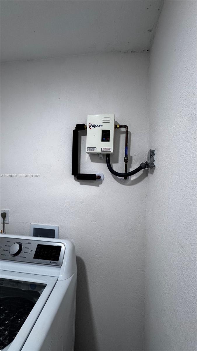 8TH ADDN TO RICHMOND HEIG - Residential