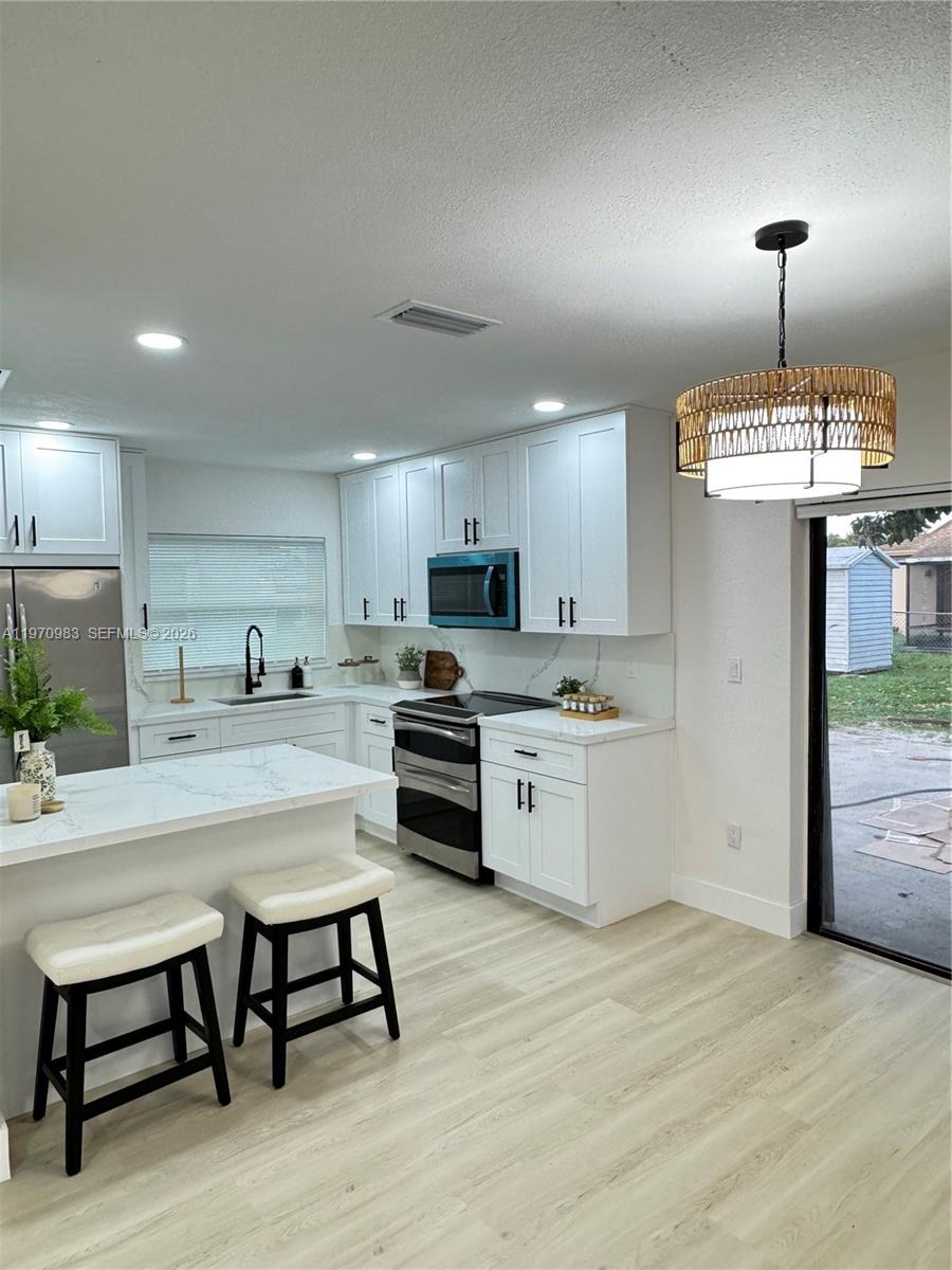 8TH ADDN TO RICHMOND HEIG - Residential