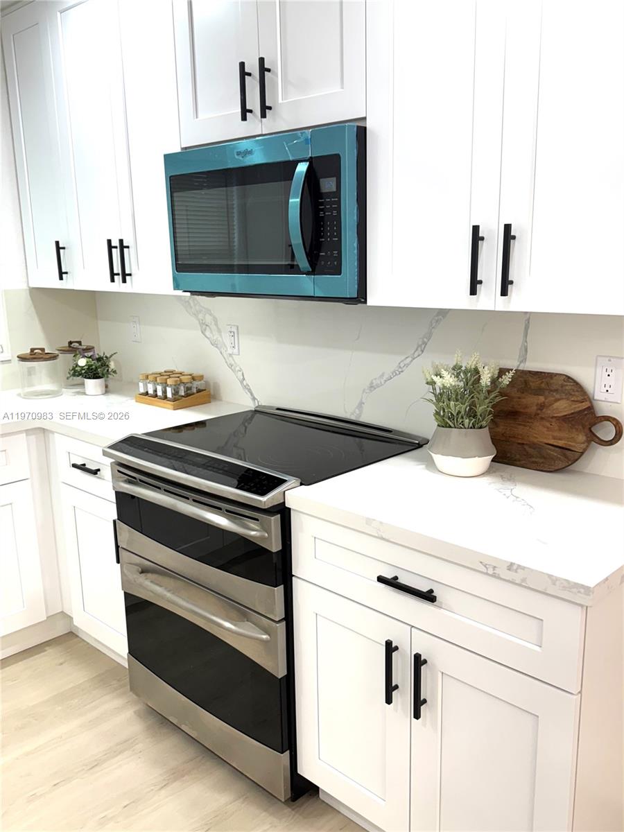 8TH ADDN TO RICHMOND HEIG - Residential