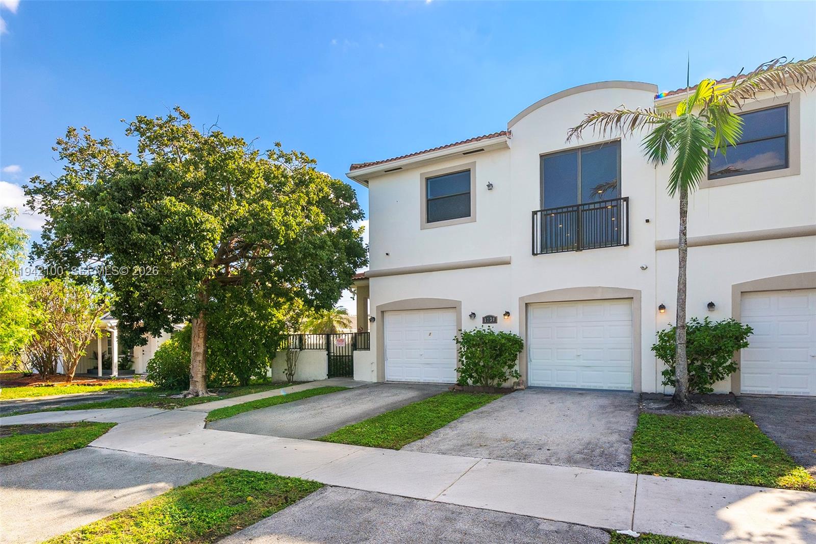 THOMAS ESTATES - Residential Lease