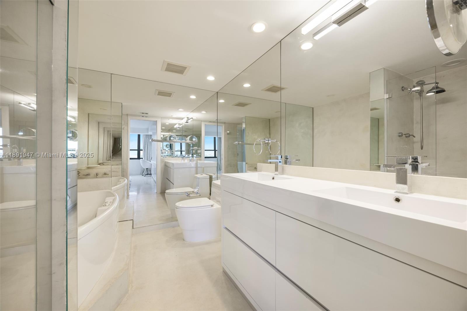 GROVE ISLE CONDO - Residential Lease