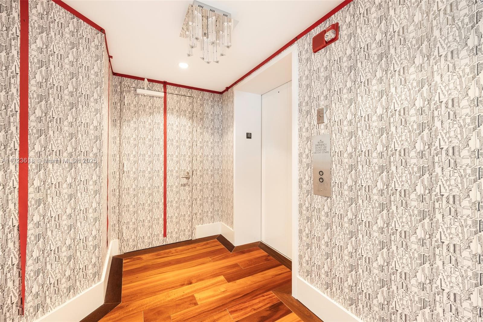 GROVENOR HOUSE CONDO - Residential