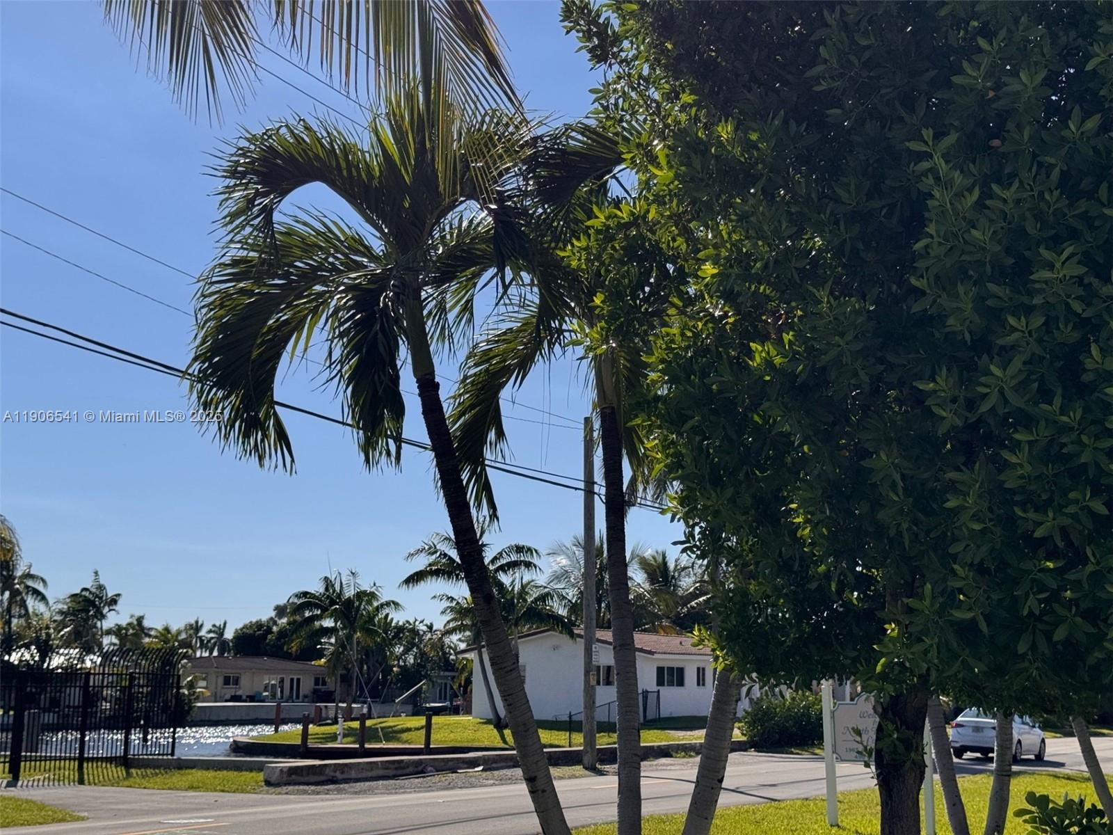 NORTH HAMPTON COURT CONDO - Residential Lease