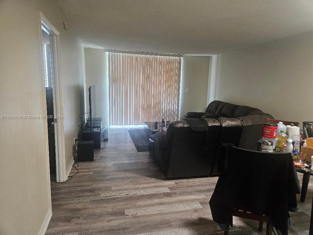 404 NW 68th Ave 405