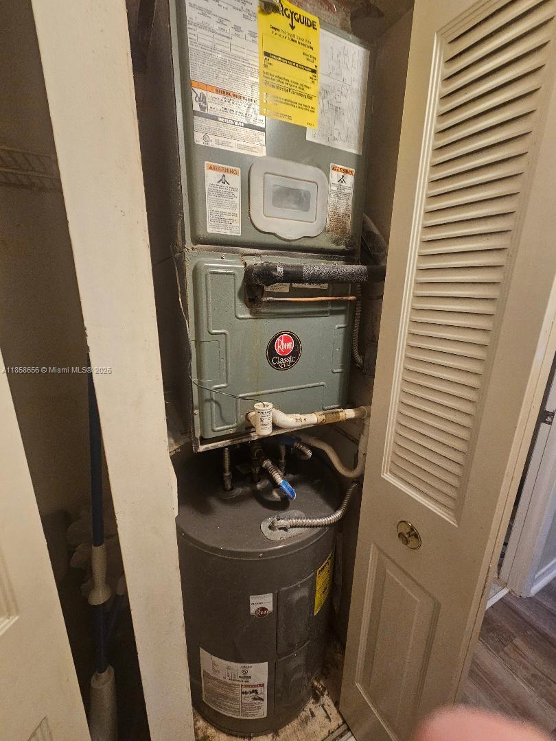 POLYNESIAN GARDENS CONDOM - Residential