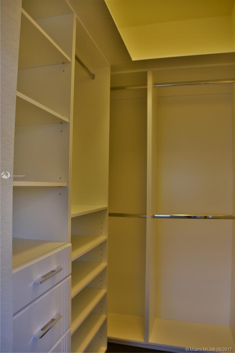 GRAND BAY NORTH - Residential Lease