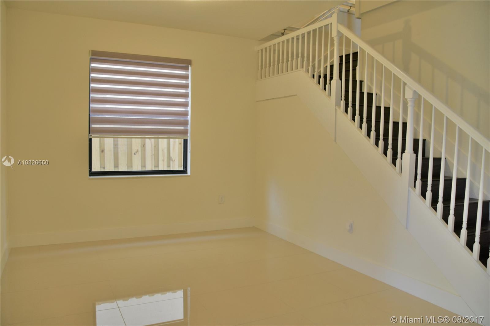 GRAND BAY NORTH - Residential Lease