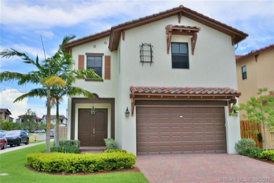 Spectacular property in Doral, 4 Bedrooms and 3 and a 1/2 bathroom, in the brand New Community of Central Park. Property features: Porcelain floors throughout the first floor and 2nd with wood floors. Nice kitchen, with granite top, Stainles Steel Appliances and a wine cellar. Ready to move in !!! 
Tremendous Club House is coming soon!!!! With pool, gym, Kids playground. Near "A" + Schools.
Ready to move in to!!!