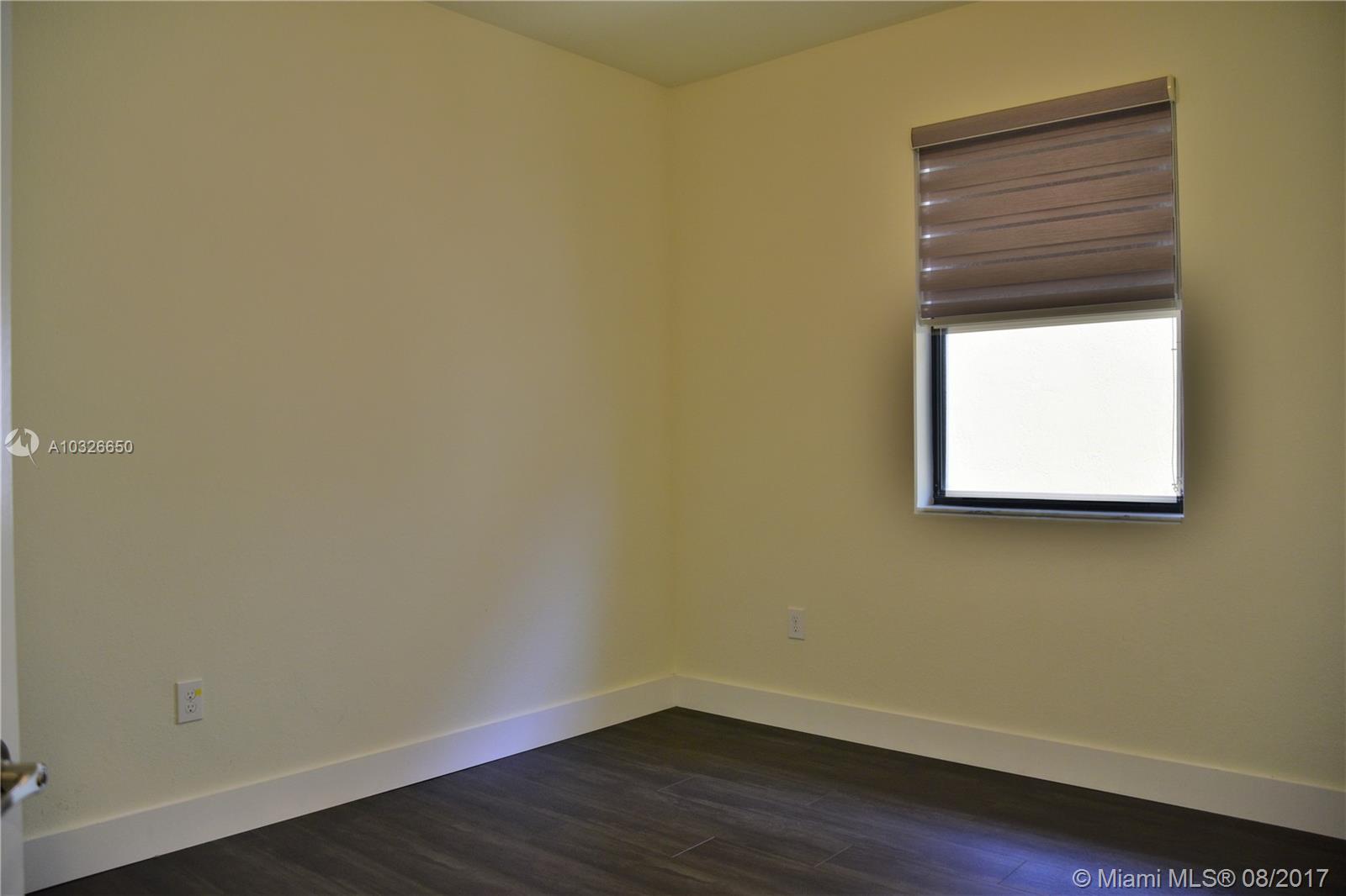 GRAND BAY NORTH - Residential Lease