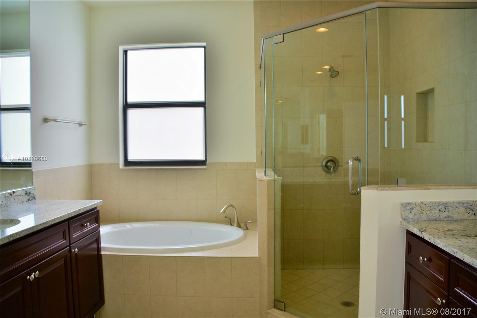 GRAND BAY NORTH - Residential Lease