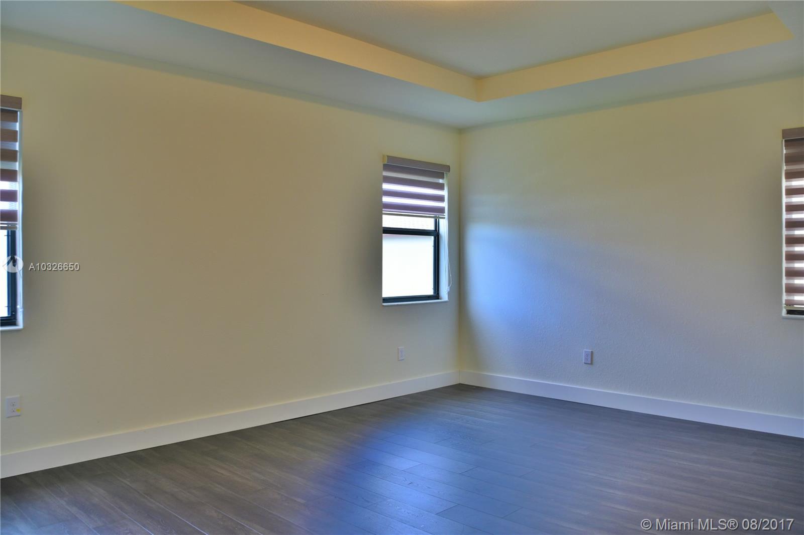 GRAND BAY NORTH - Residential Lease