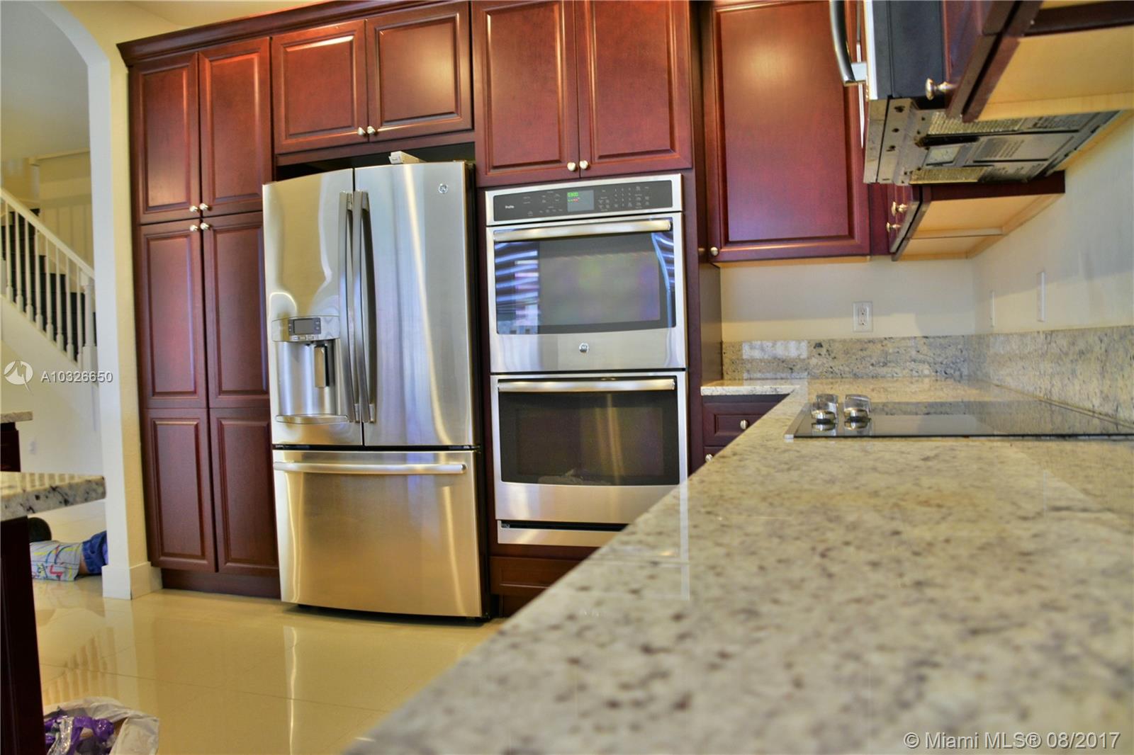 GRAND BAY NORTH - Residential Lease