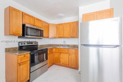 THE CYNTHIA CONDO - Residential Lease