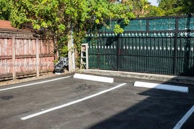 THE CYNTHIA CONDO - Residential Lease