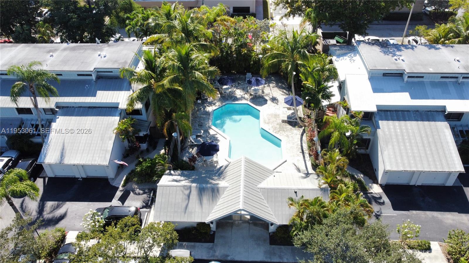 KENDALL GLENN CONDO - Residential