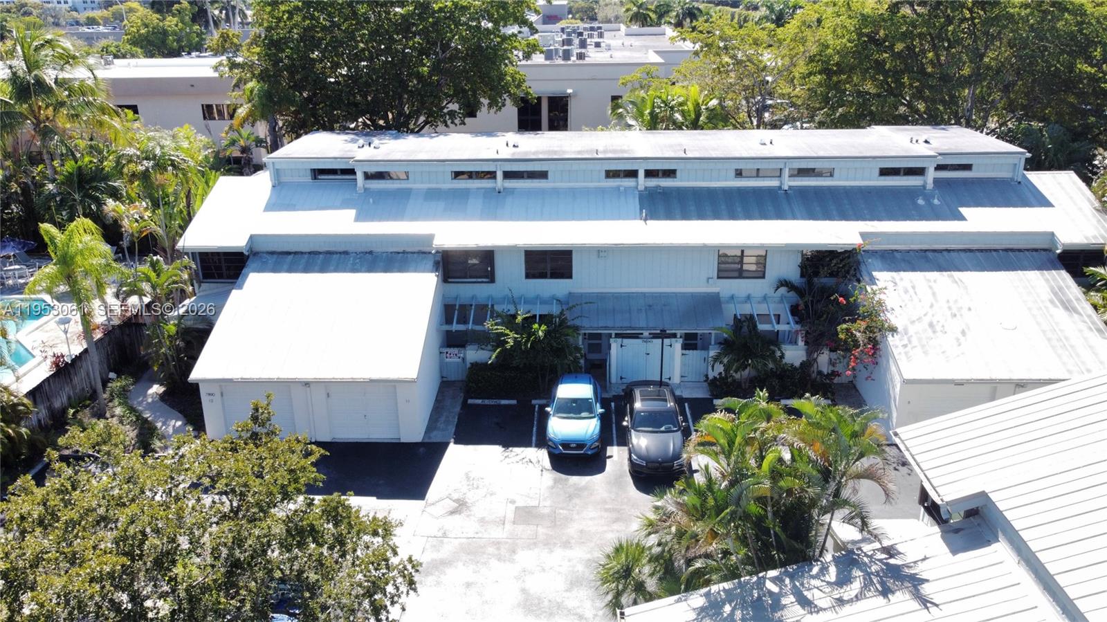 KENDALL GLENN CONDO - Residential