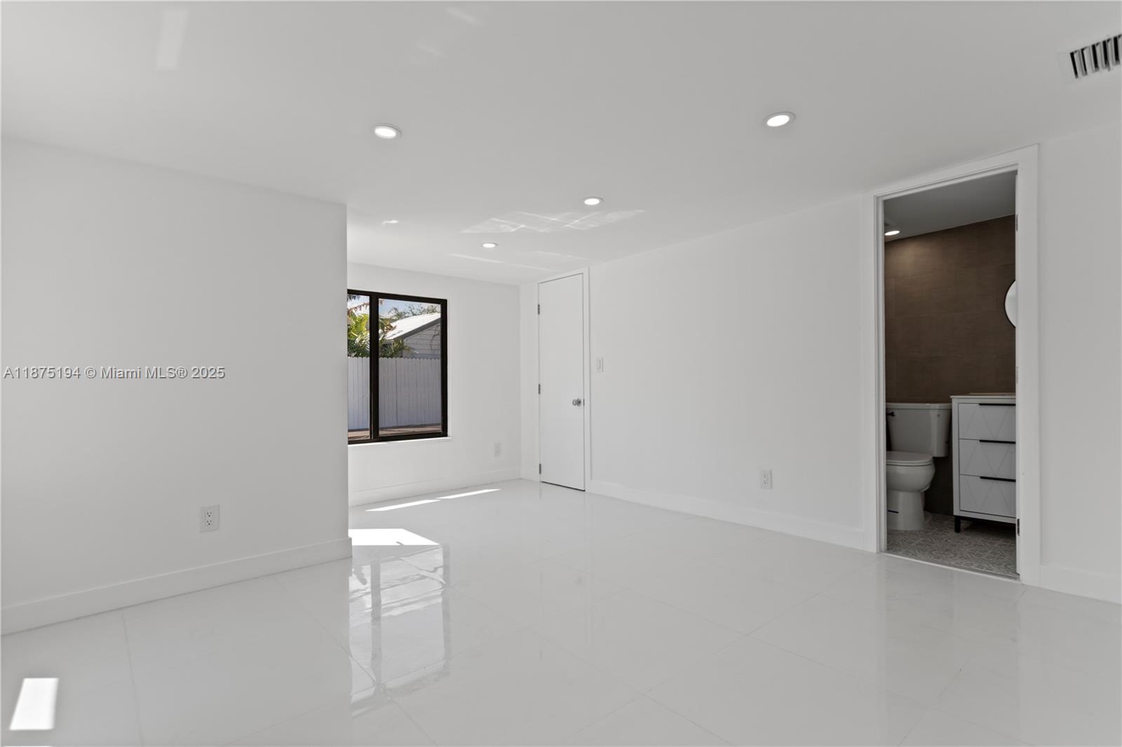 ANSONIA GARDENS 36-7 B - Residential Lease