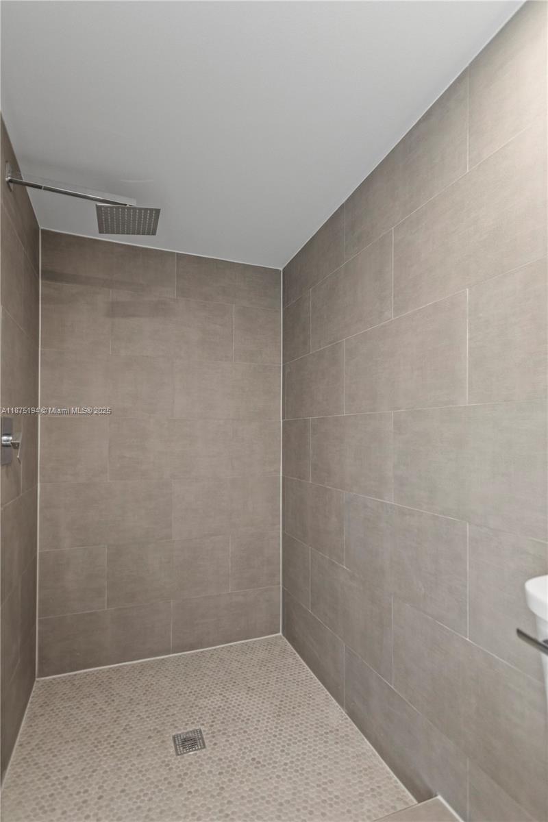 ANSONIA GARDENS 36-7 B - Residential Lease