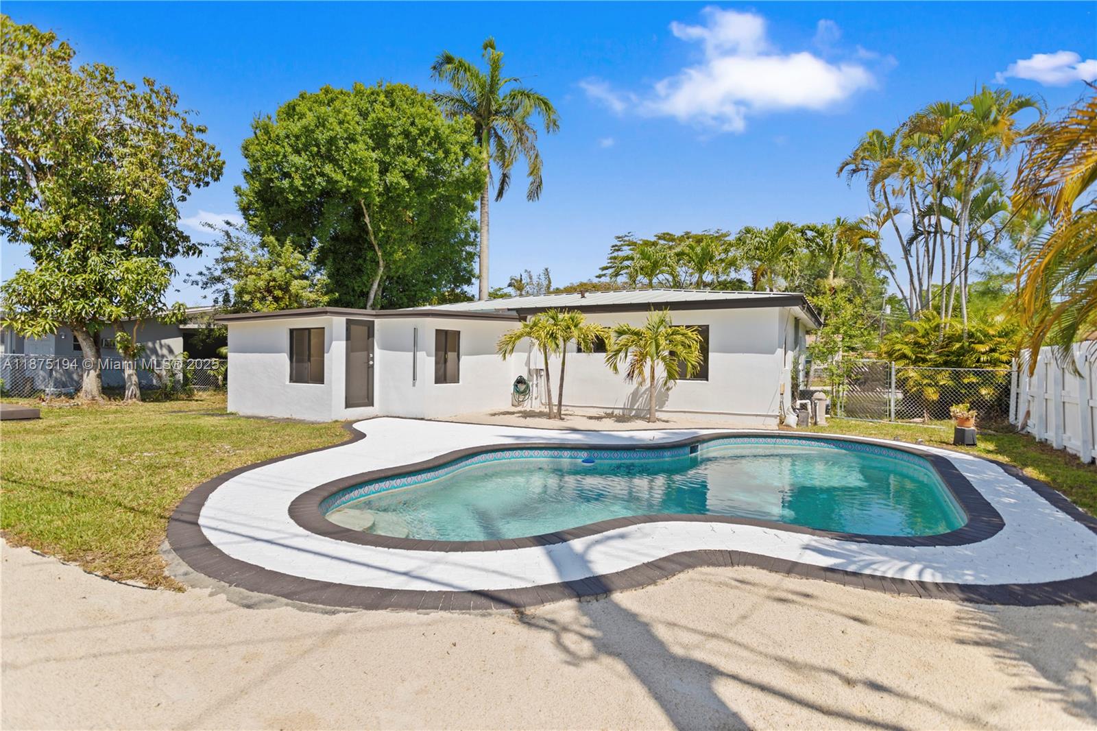 ANSONIA GARDENS 36-7 B - Residential Lease