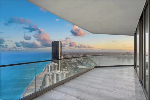 18975 Collins Ave Unit 4404, Sunny Isles Beach, FL 33160 - MLS#: A11779047