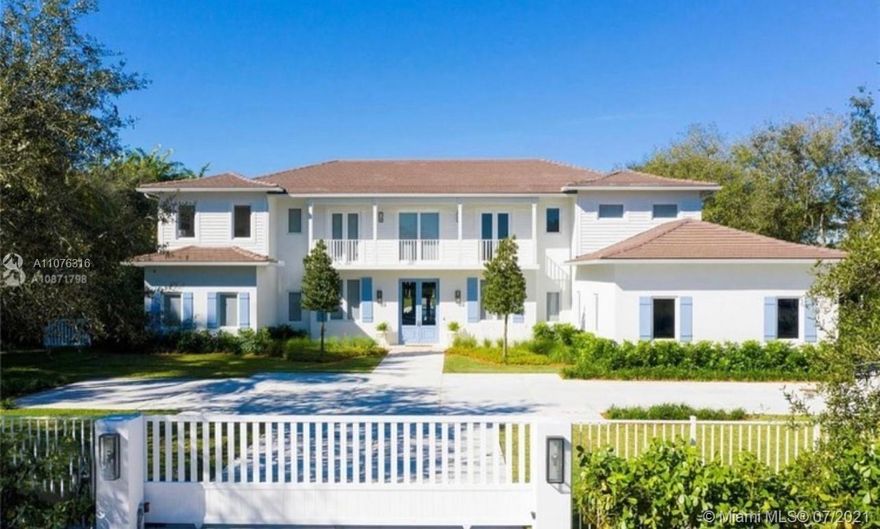 Exquisite Pinecrest Contemporary Plantation 6 bd/ 6.5 bath Estate built with finest finishes and unmatched attention to detail.Features include wire brushed white oak floors, coffered ceilings, custom cabinetry, and designer lighting fixtures. Designer kitchen w/oversized Island, Thermador appliances, gas range, pot filler faucet, 2 Dish/w, microwave drawer, wine cooler. Formal living, dining, informal dining, family, billiard room w/ wet bar, Den , & All custom closets. Summer kitchen w/ built-in gas grill, fridge, sink, sitting & eating areas, overlooking an oversized pool w/views to parklike deep acre lot. Completed 9/18 and fully updated 2021 w/ Added generator, Updatedducts,Tintedwindows, Blk out shades , Lighting,Landscaping, Water filtration system, Control 4 system.CURATED ESTATE