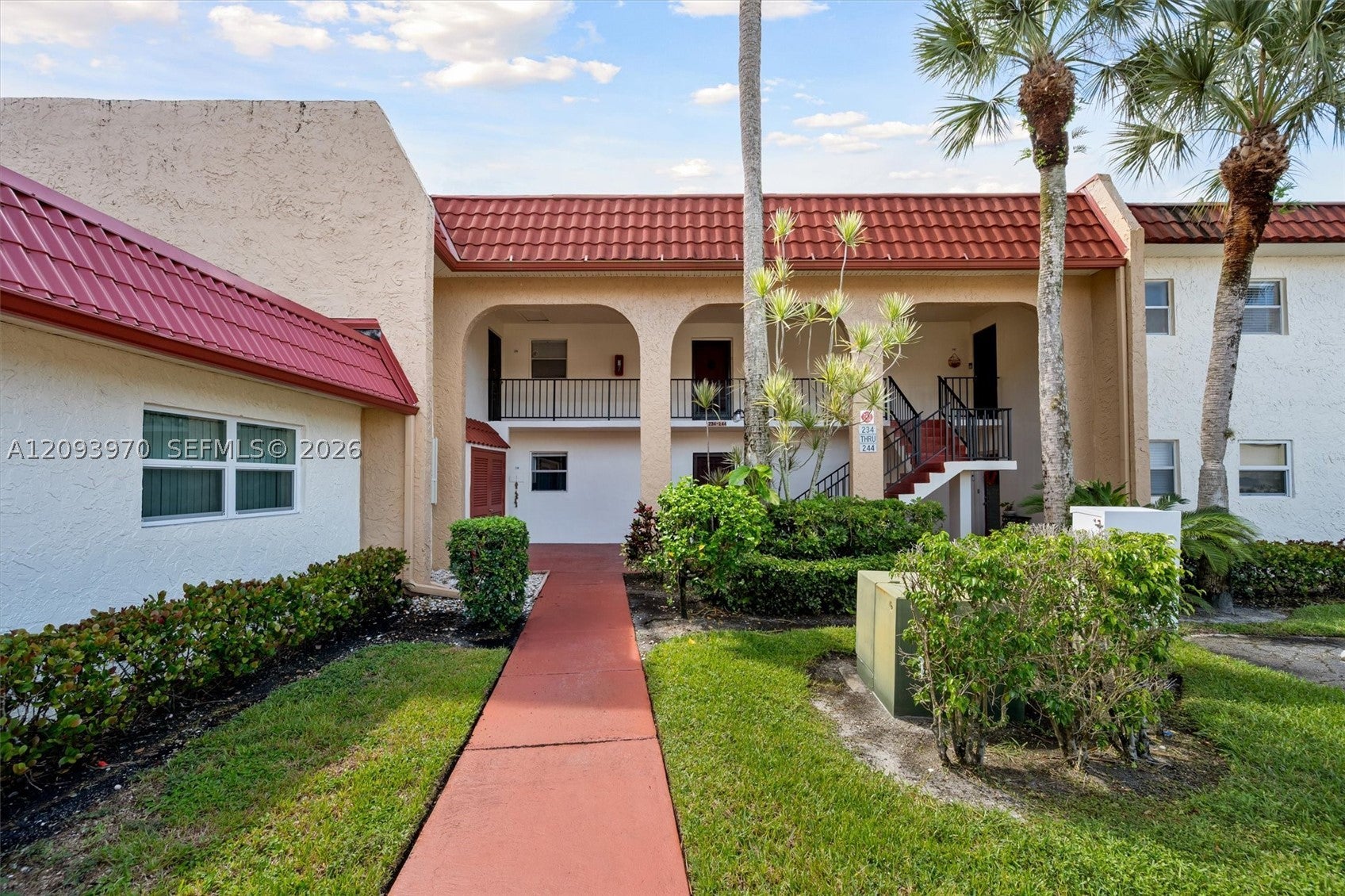 236 Lake Dora Dr 236