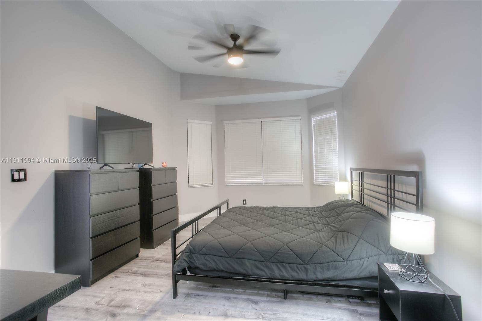 PEMBROKE LAKES SOUTH - Residential Lease