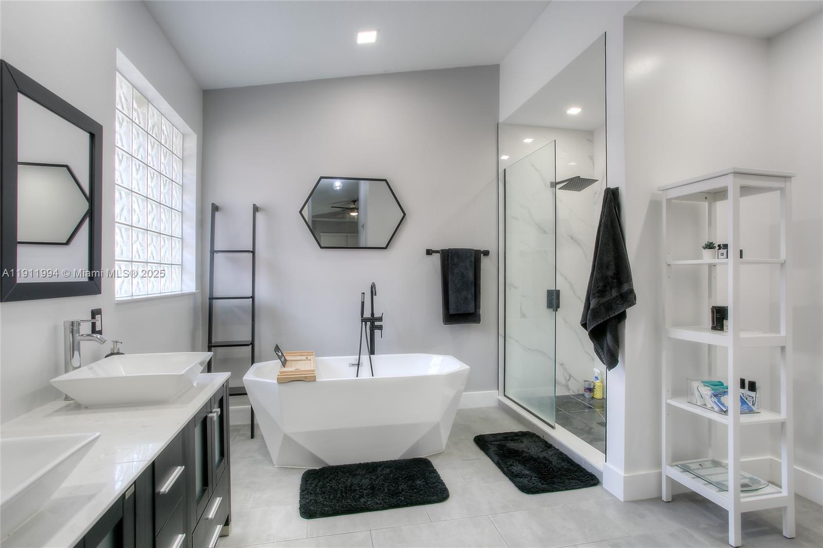 PEMBROKE LAKES SOUTH - Residential Lease