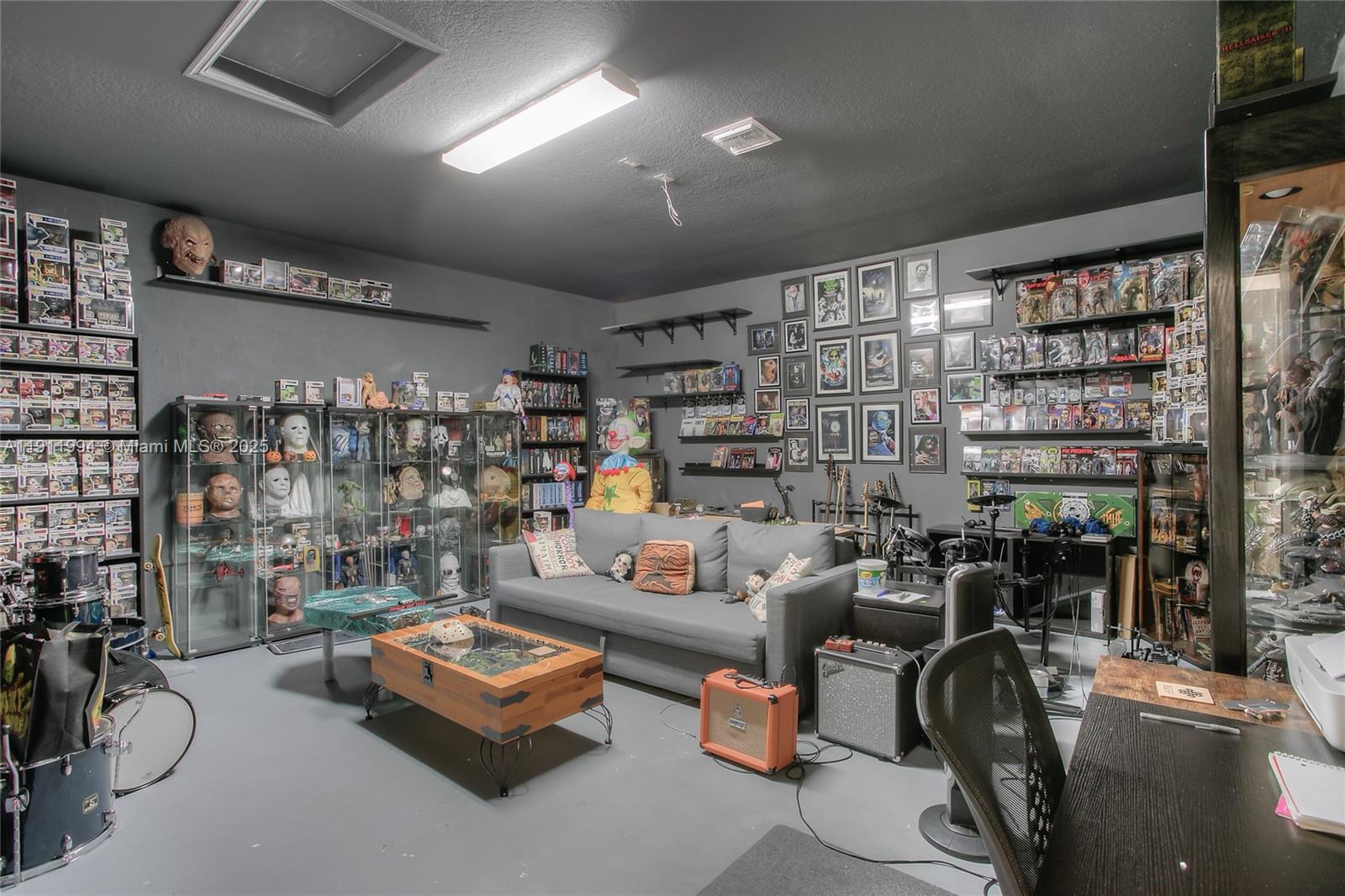 PEMBROKE LAKES SOUTH - Residential Lease