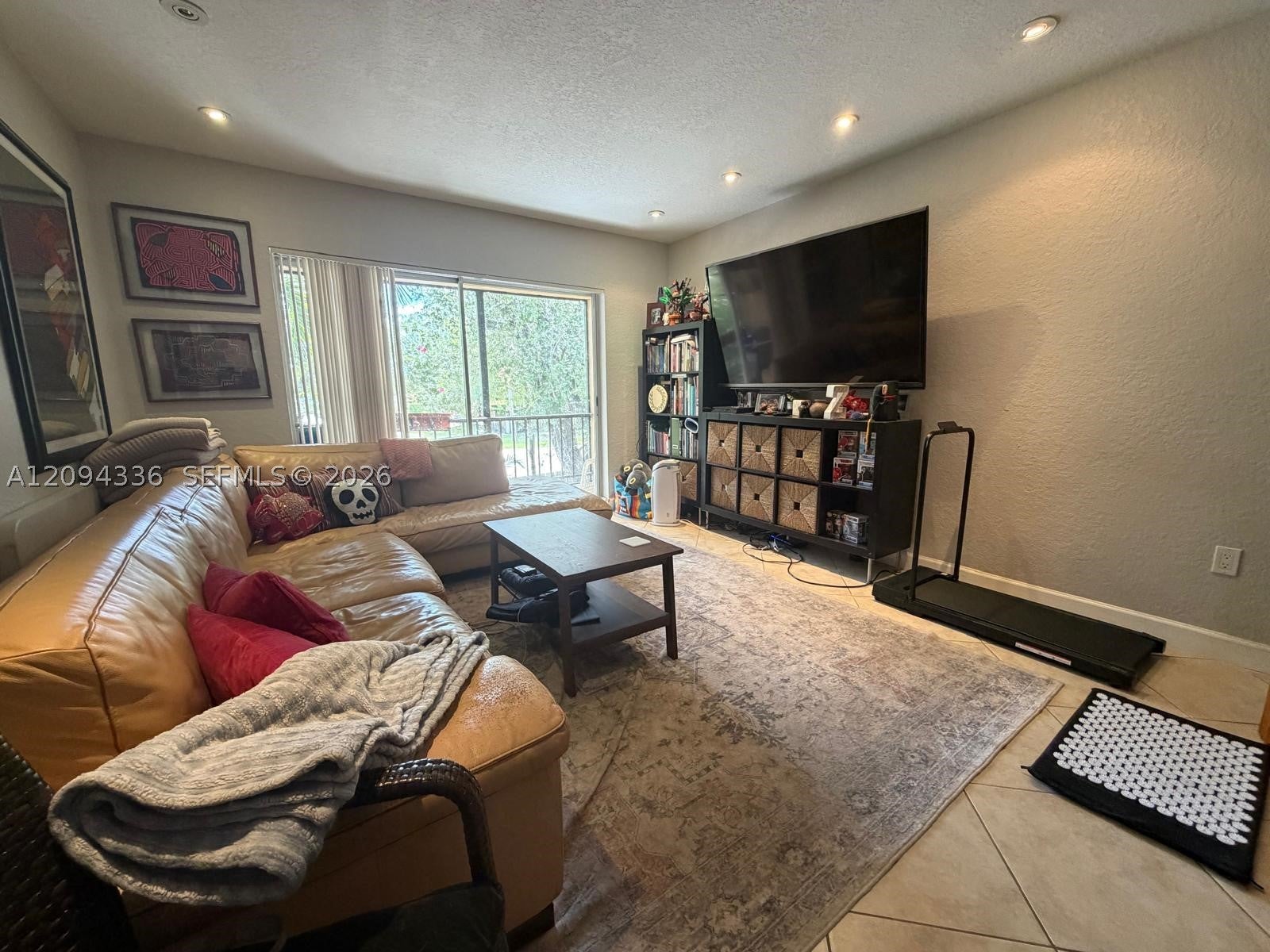 7963 SW 104th St 210A, Miami, FL, 33156/$265,000 2 7963 SW 104th St 210A