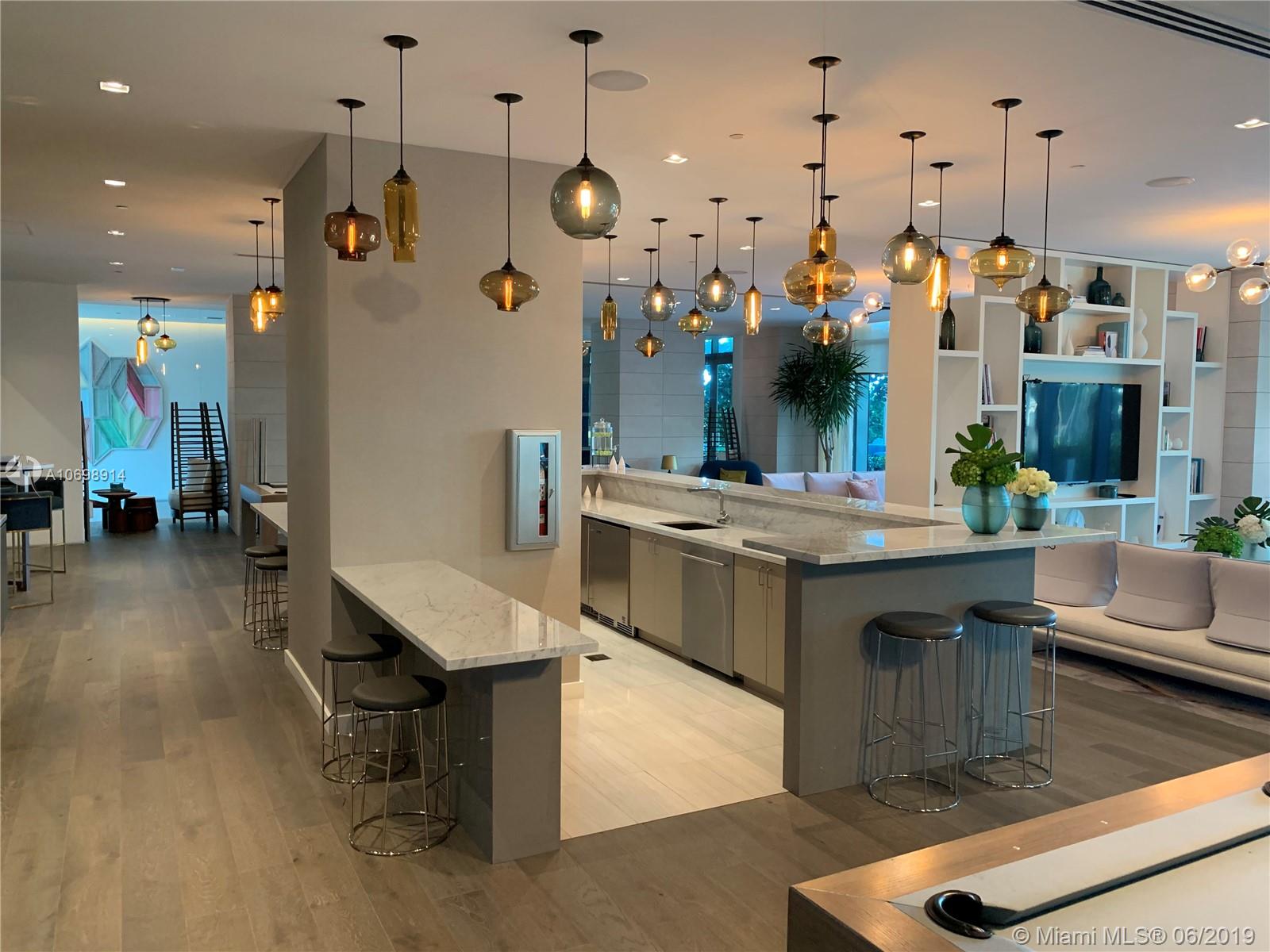 PARAISO BAY CONDO - Residential Lease
