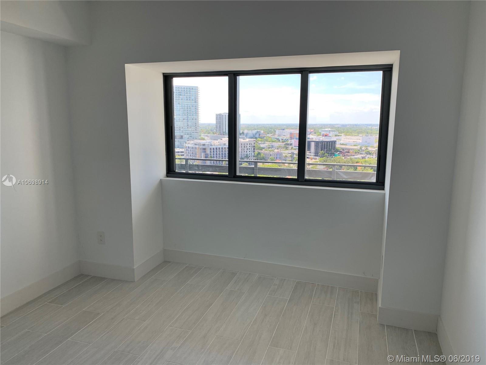 PARAISO BAY CONDO - Residential Lease