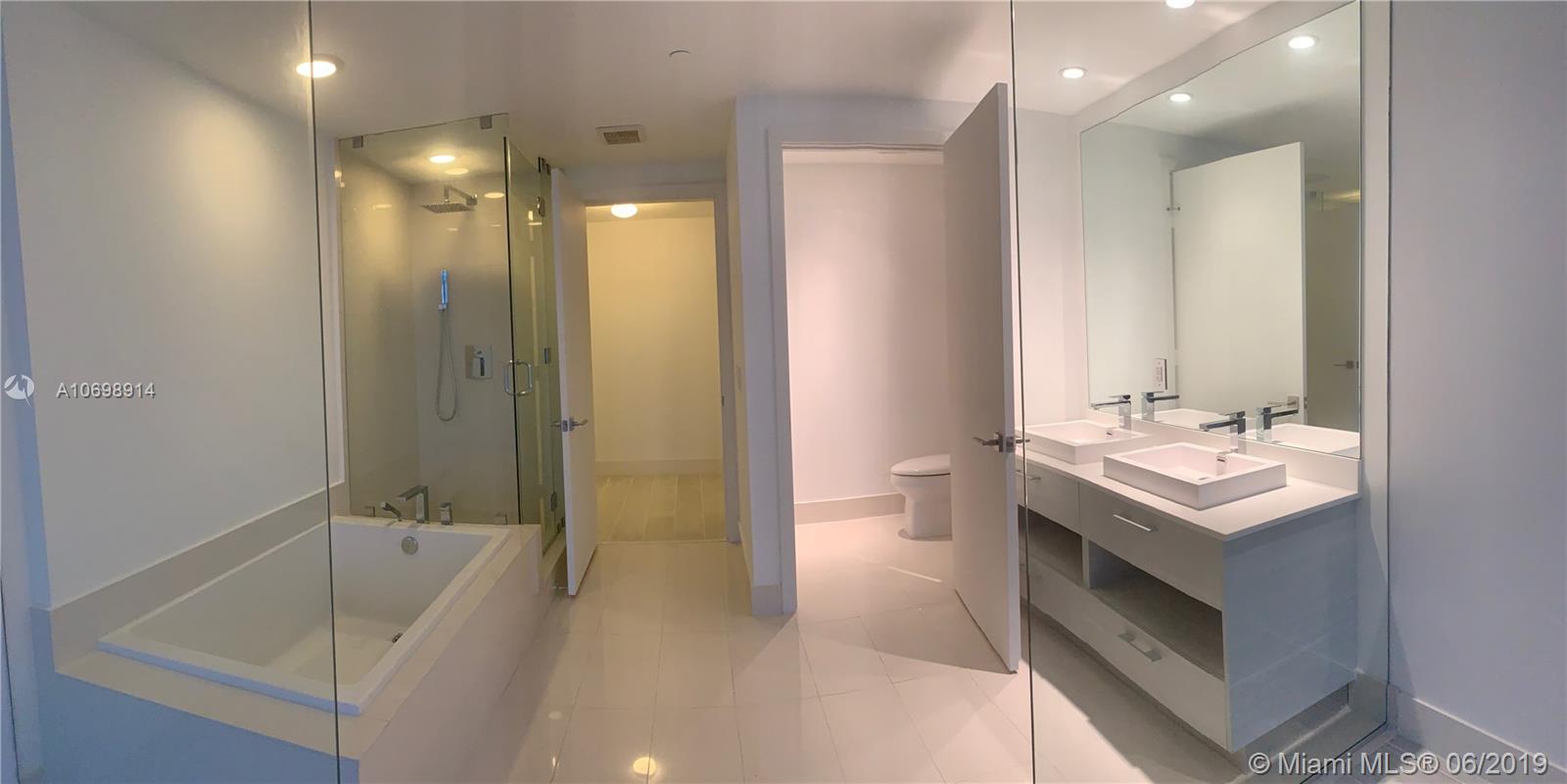 PARAISO BAY CONDO - Residential Lease