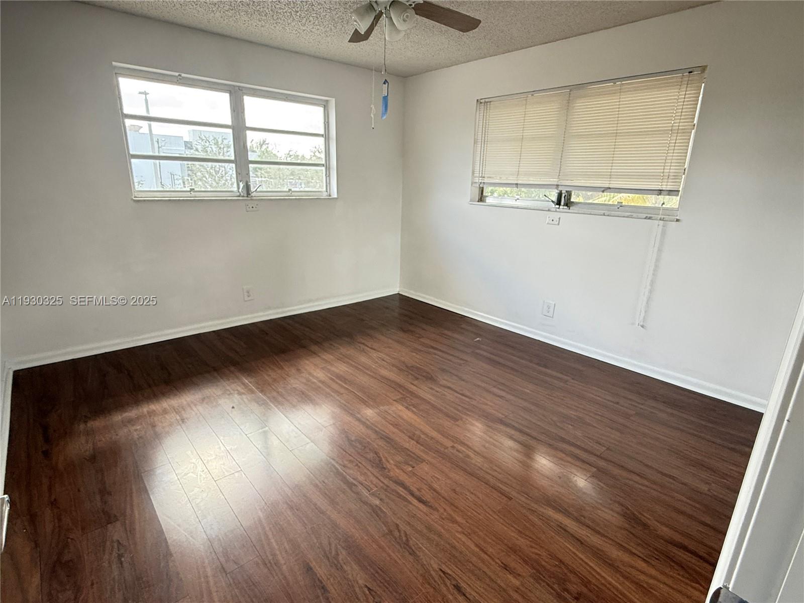 OAK HILLS CONDO NO III - Residential Lease