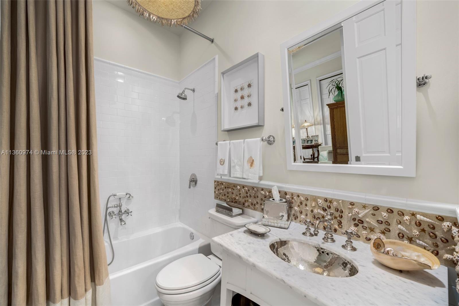 CORAL GABLES SEC E - Residential