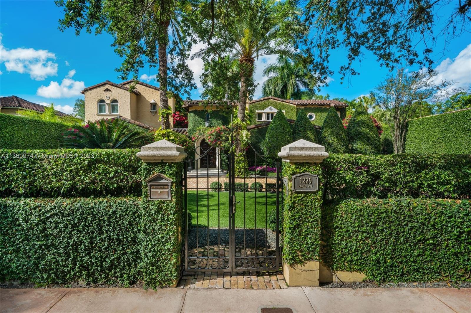 CORAL GABLES SEC E - Residential