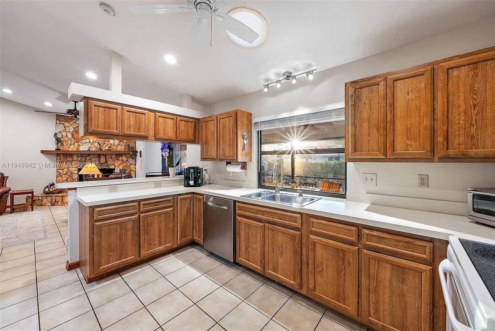 PENN WATERWAY - Residential