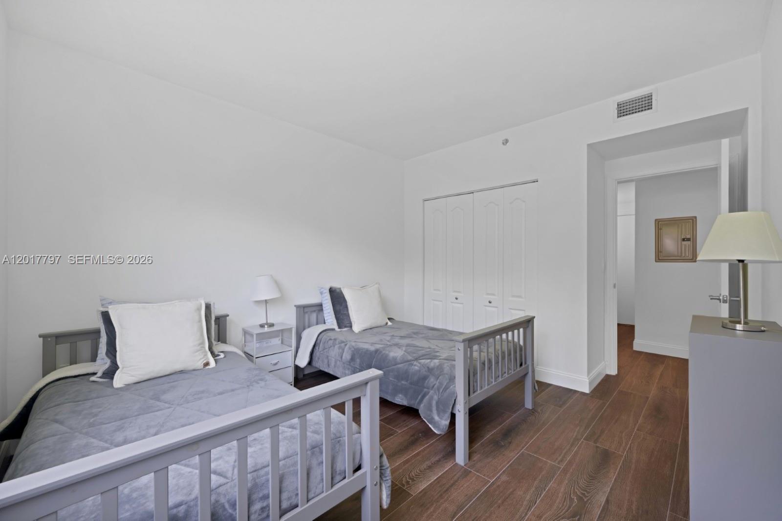 THE YACHT CLUB AT AVENTUR - Residential Lease
