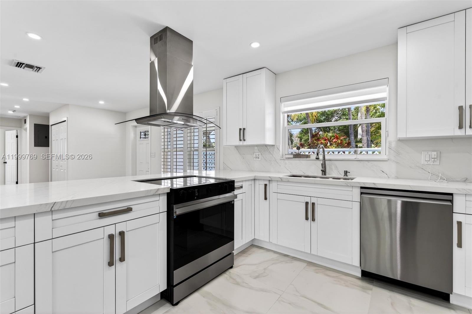 VENETIAN ISLES 2ND SEC - Residential Lease